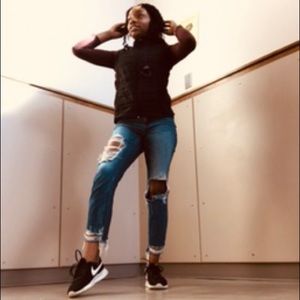 Meet your Posher, Ali